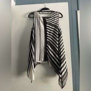 New York & Company Short Sleeve Size S